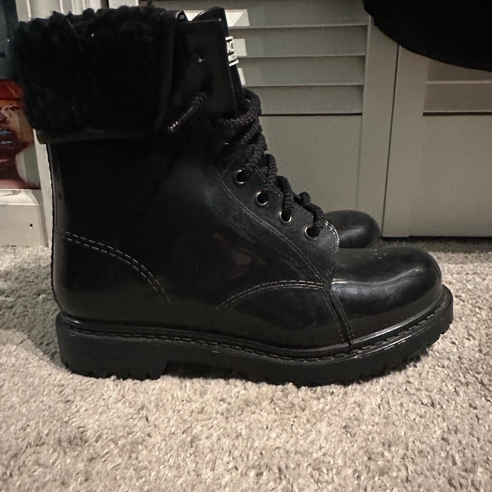 Black Lace-Up Boots with Fur Trim